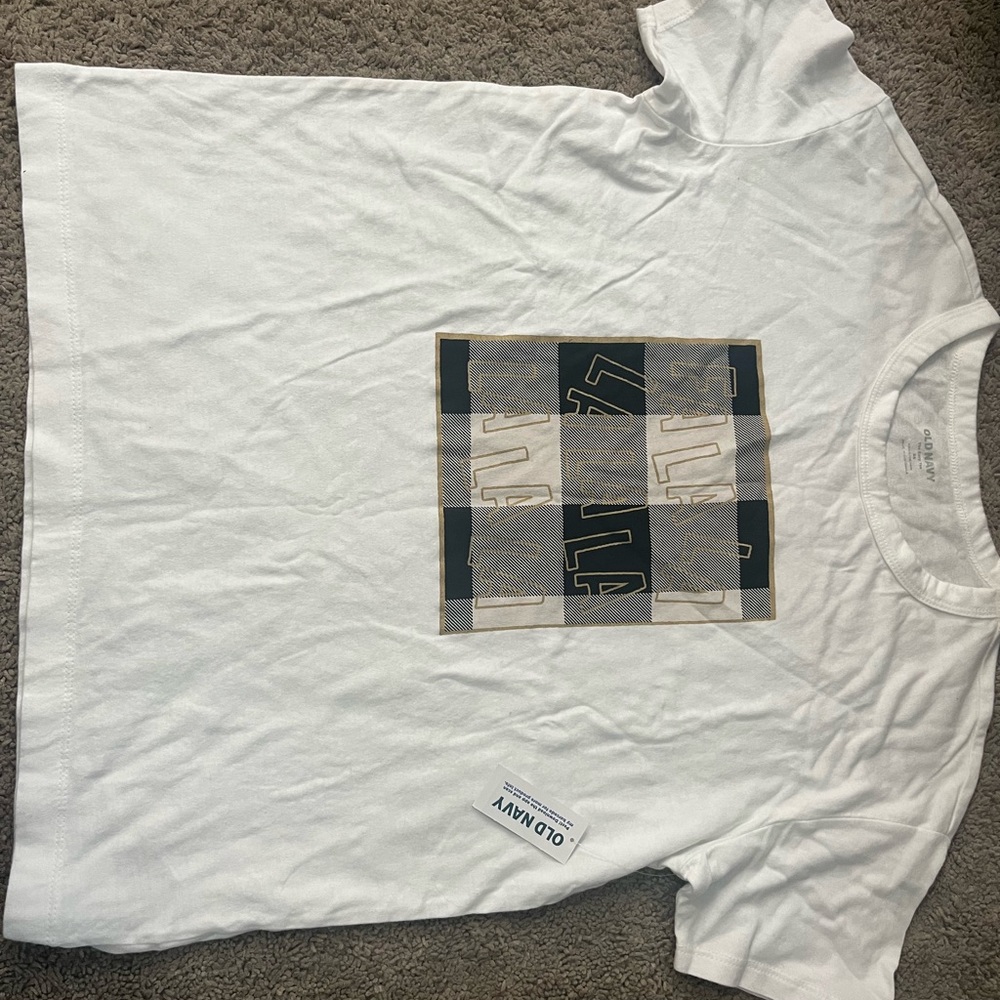 Old Navy Tee! New with tags